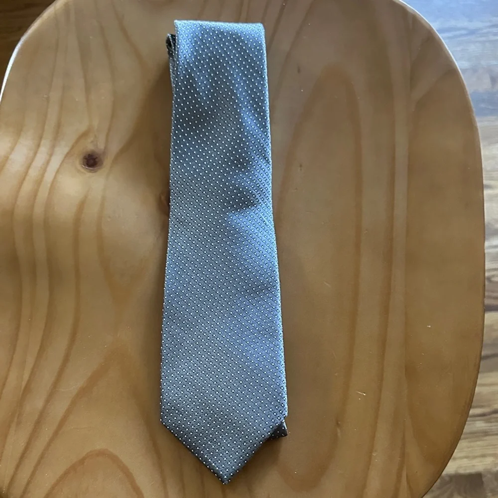 Calvin Klein Light Gray Tie with Micro Dot Pattern